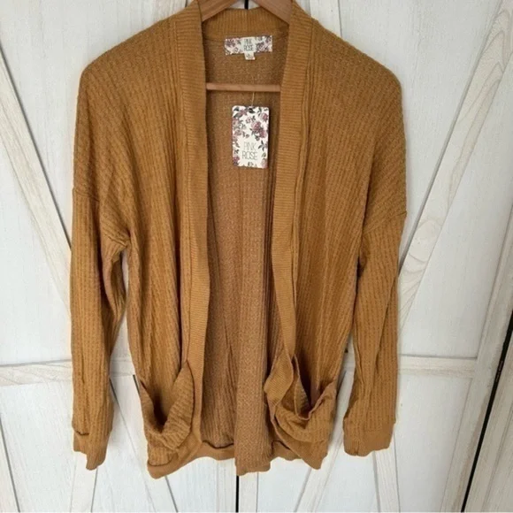 ✨Pink Rose 🌹 mustard yellow cardigan sweater - Picture 6 of 8